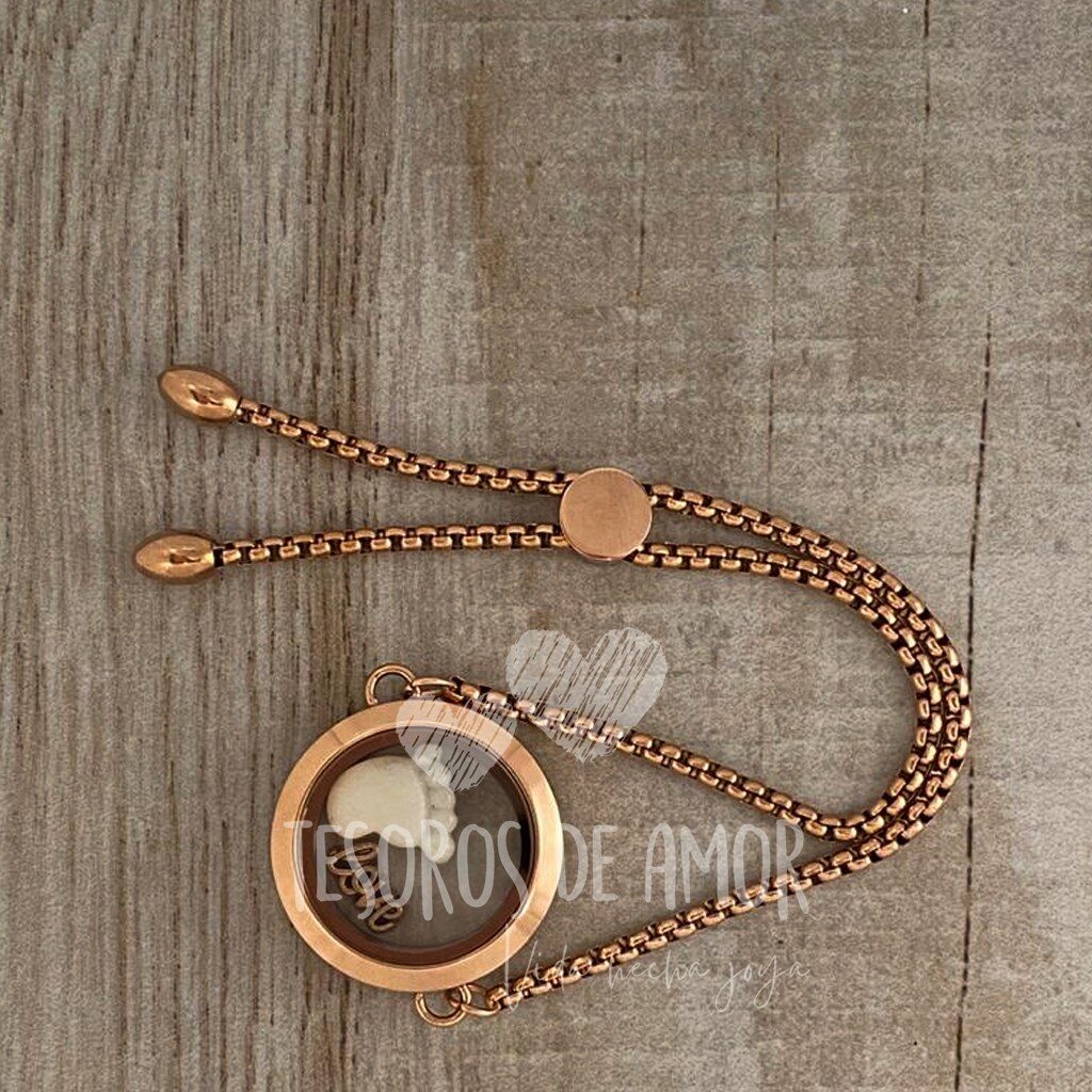 Relicario redondo liso brazalete oro rosa con figura “pie” y pieza dorada metálica “love”